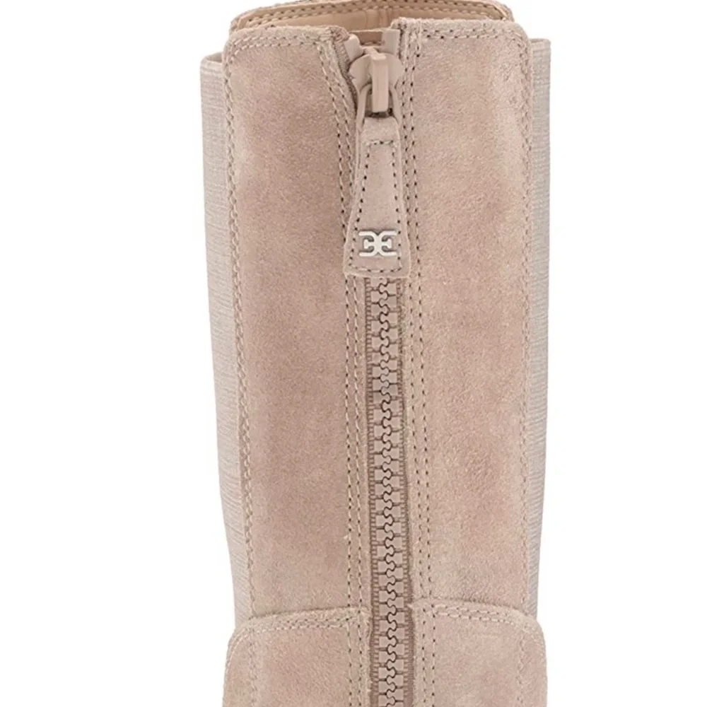 Sam Edelman Genia Chelsea Boot - Picture 2 of 6